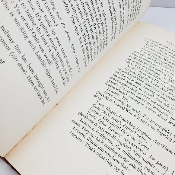 Two Plays Anton Chekhov Book - Cherry Orchard, Three Sisters Heritage Press 1966 - Picture 11 of 11
